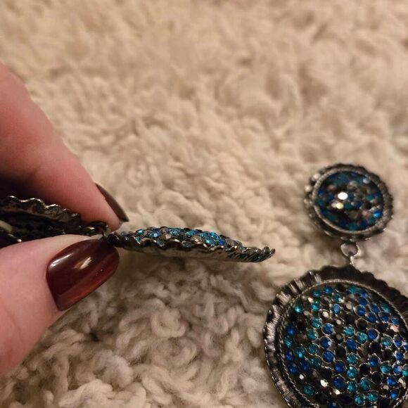 Chico's Rhinestone Disc Earrings Clip - Picture 7 of 8